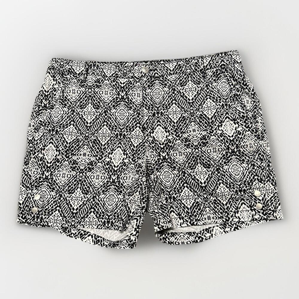 Gloria Vanderbilt Woman’s Size 18W‎ Shorts Black White Pattern Denim 42x6.5